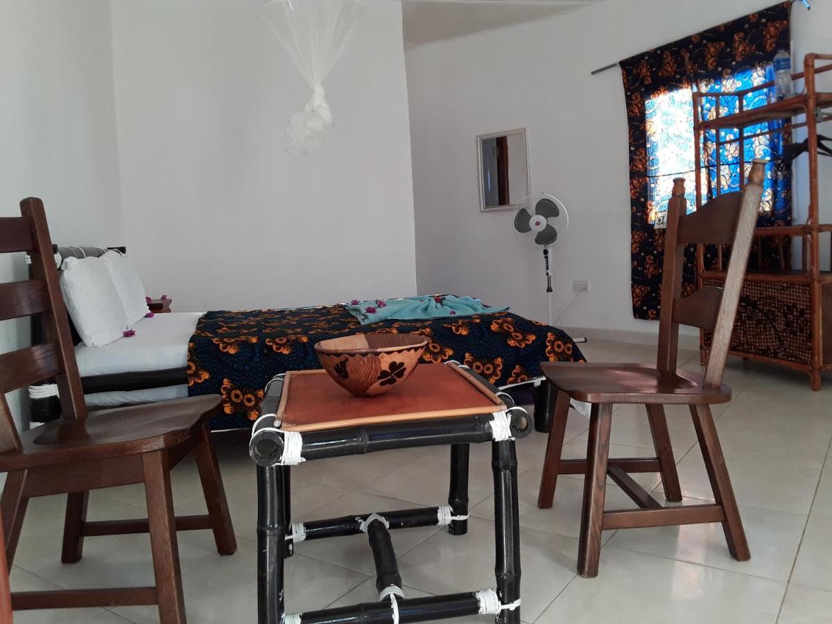 Kinkiliba Beach Lodge Sanyang Exterior foto