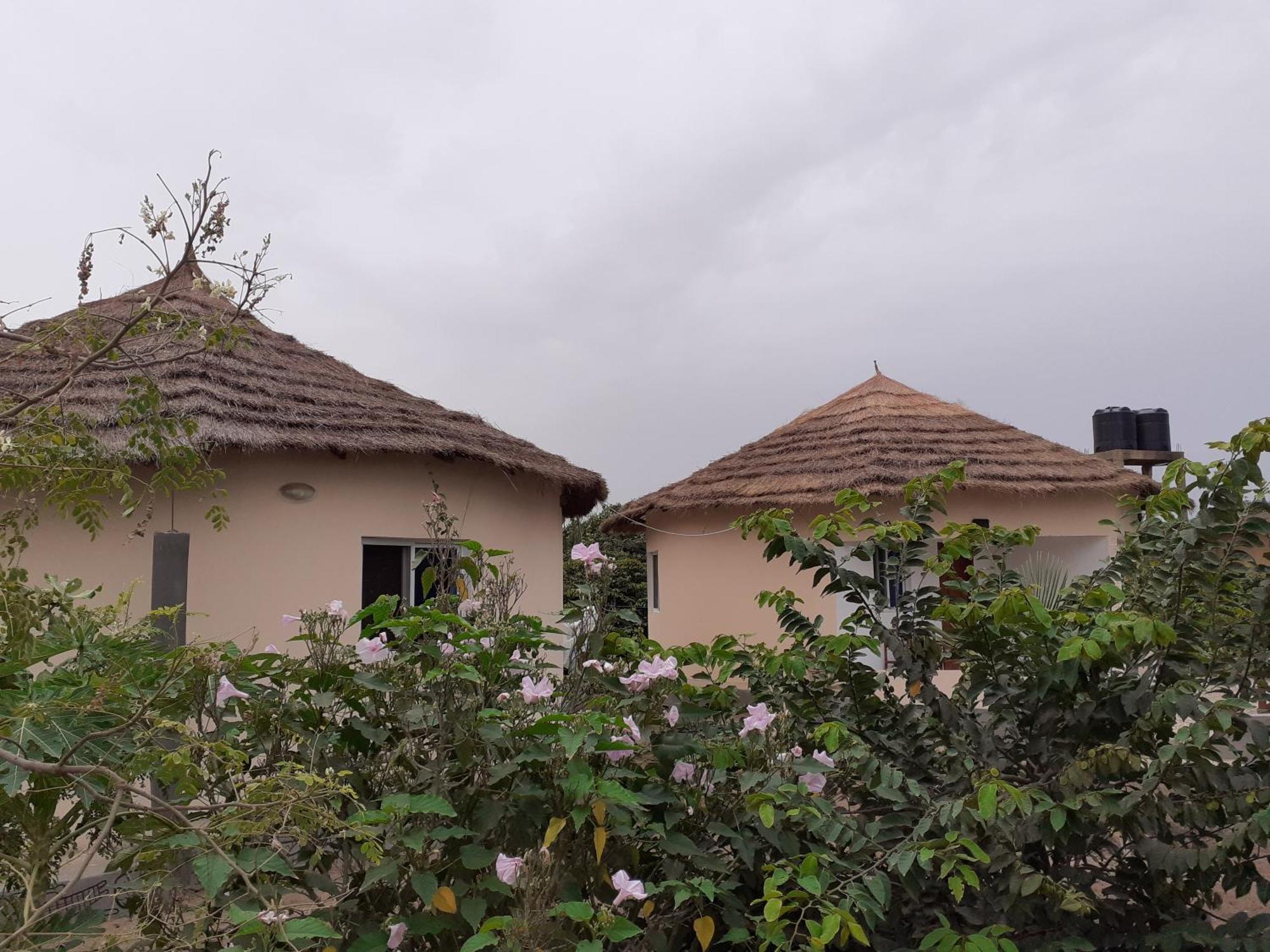 Kinkiliba Beach Lodge Sanyang Quarto foto